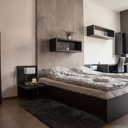 Apartment Downtown Ulloi 3 บูดาเปสต์ ภายนอก รูปภาพ